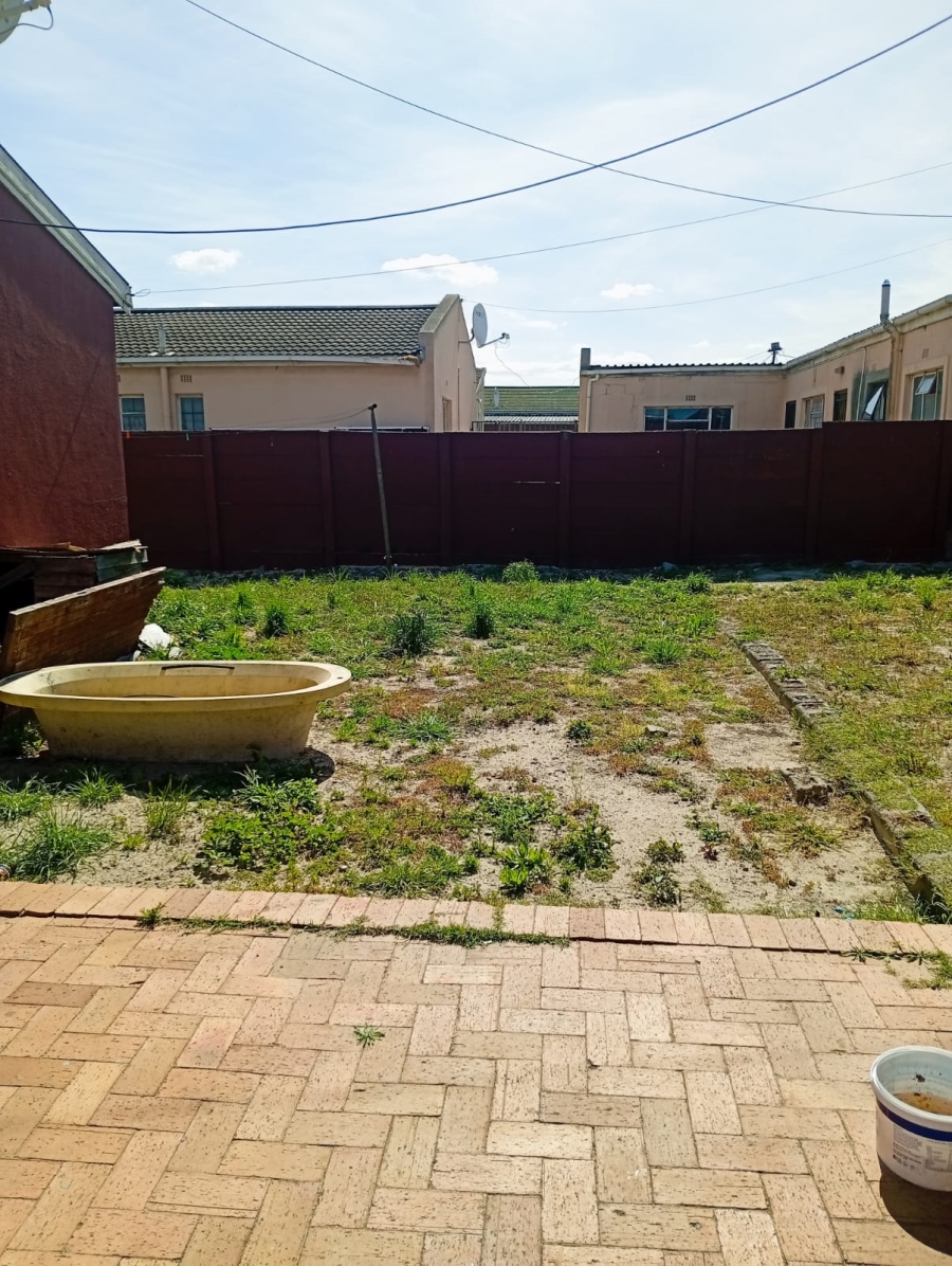 3 Bedroom Property for Sale in Mandalay Western Cape